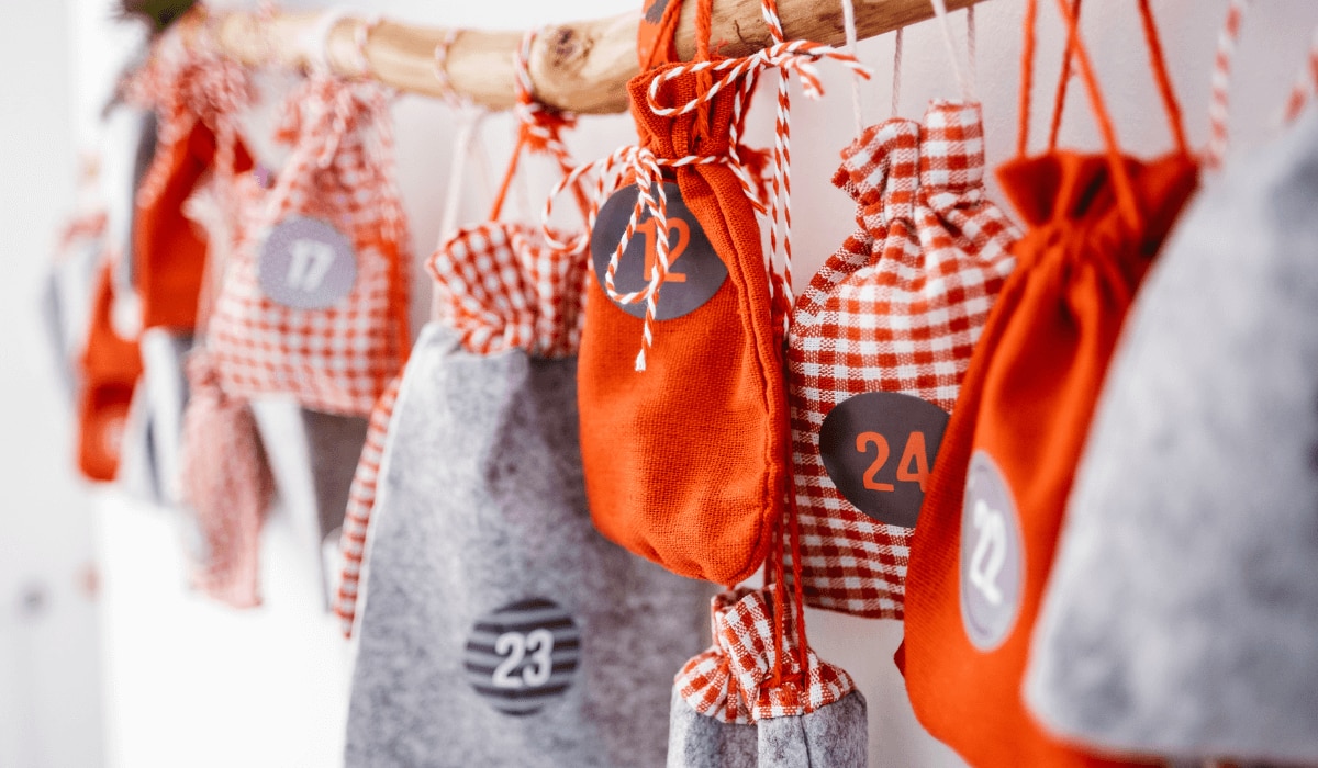 Adventskalender aus Säckchen 