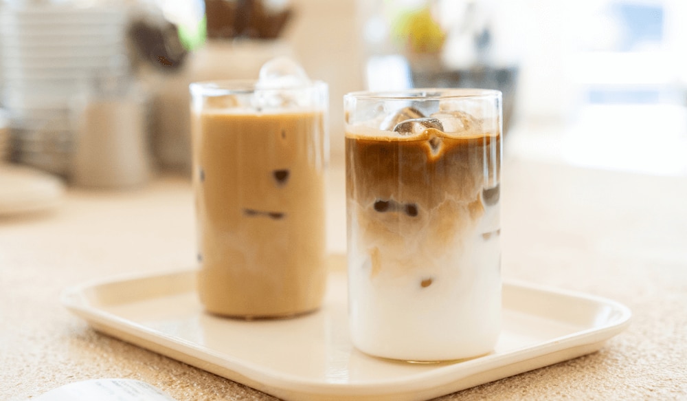 Neu von Alpro: Iced Coffee in zwei Sorten 