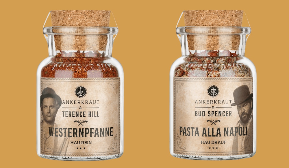 Ankerkraut Terence Hill und Bud Spence Special Edition im Glas vor orangenem Hintergrund