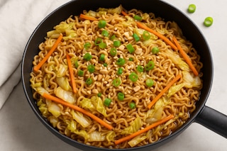 One Pot Wunder: Asiatischer Nudel-Topf zum Nachmachen One Pot Wunder: Asiatischer Nudel-Topf zum Nachmachen