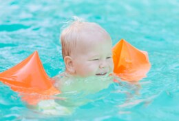 Stiftung Warentest 2024: Das sind die 5 besten Schwimmflügel für Kinder