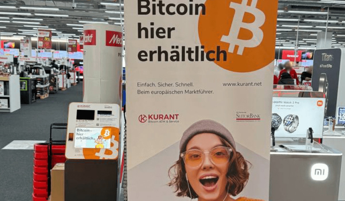 Bitcoin-Automat von Kurant in einer Filiale von MediaMarktSaturn