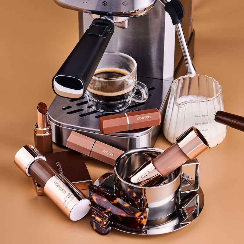 Catrice Espresso Yourself Limited Edition Produkte mit Kaffeemaschine