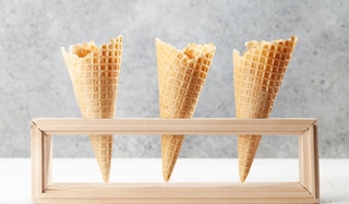Jetzt aktuellen Artikel „Selbstgemachte Eiswaffeln - das Must-have Rezept für den Sommer!” lesen Selbstgemachte Eiswaffeln - das Must-have Rezept für den Sommer!