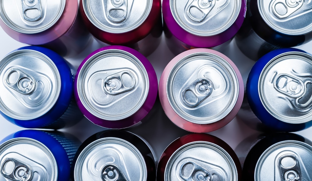 Energydrink Dosen von oben fotografiert