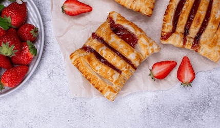 Erdbeertaschen zum Muttertag backen!