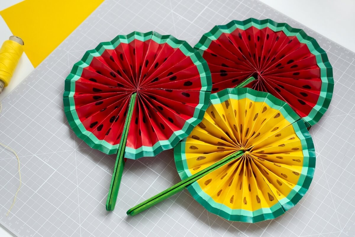 Faecher in Melonenform.jpg