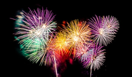 Feuerwerk im Nachthimmel