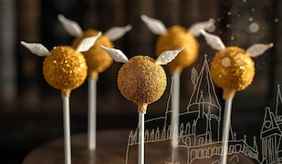 Goldener Schnatz Cake Pops