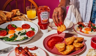 Jetzt aktuellen Artikel „Heinz trifft Bacon: Die Ketchup-Innovation im Überblick!” lesen Heinz trifft Bacon: Die Ketchup-Innovation im Überblick!