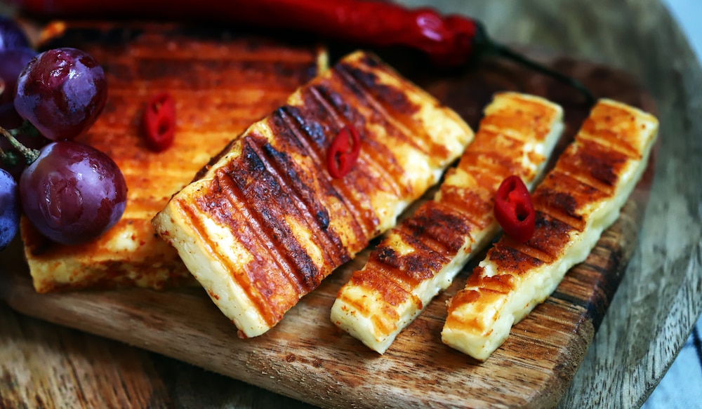 Stiftung Warentest 2025: Auf den richtigen Grillkäse kommt es an!