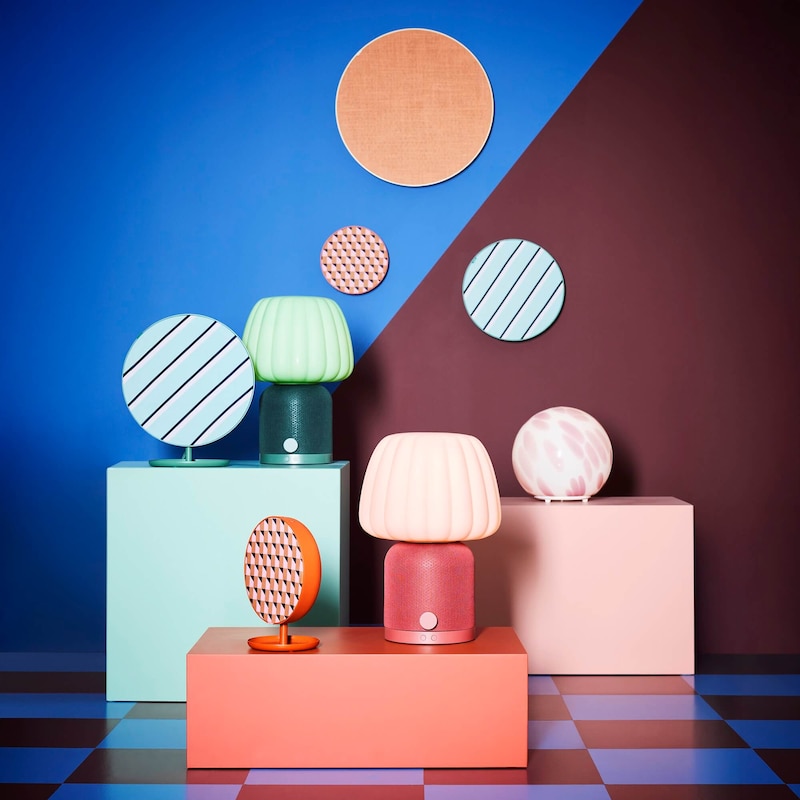Ikea Teklan Kollektion mit Lautsprechern und Lampen