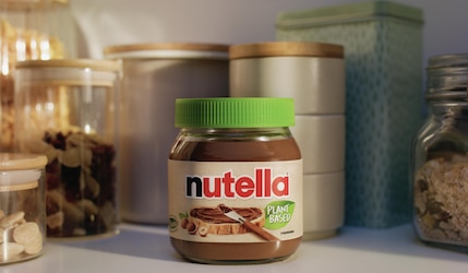 Plant Based Nutella in einem Glas