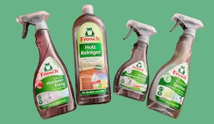 Produkte von Frosch vor grünem Hintergrund