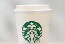 Starbucks Becher