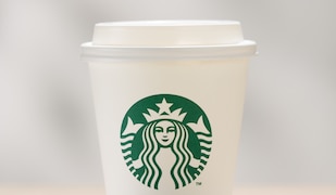 Starbucks Becher