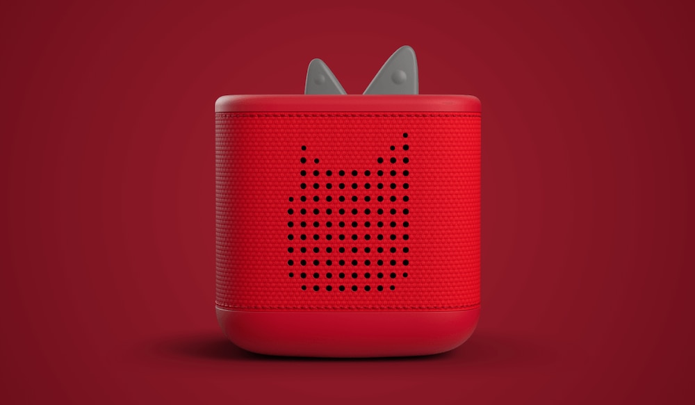 Rote Toniebox 2.0 vor rotem Hintergrund