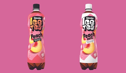 Valensina IceTea Peach in zwei Sorten Packshots vor pinkem Hintergrund