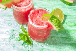 Wassermelonen Frosé in einem Glas