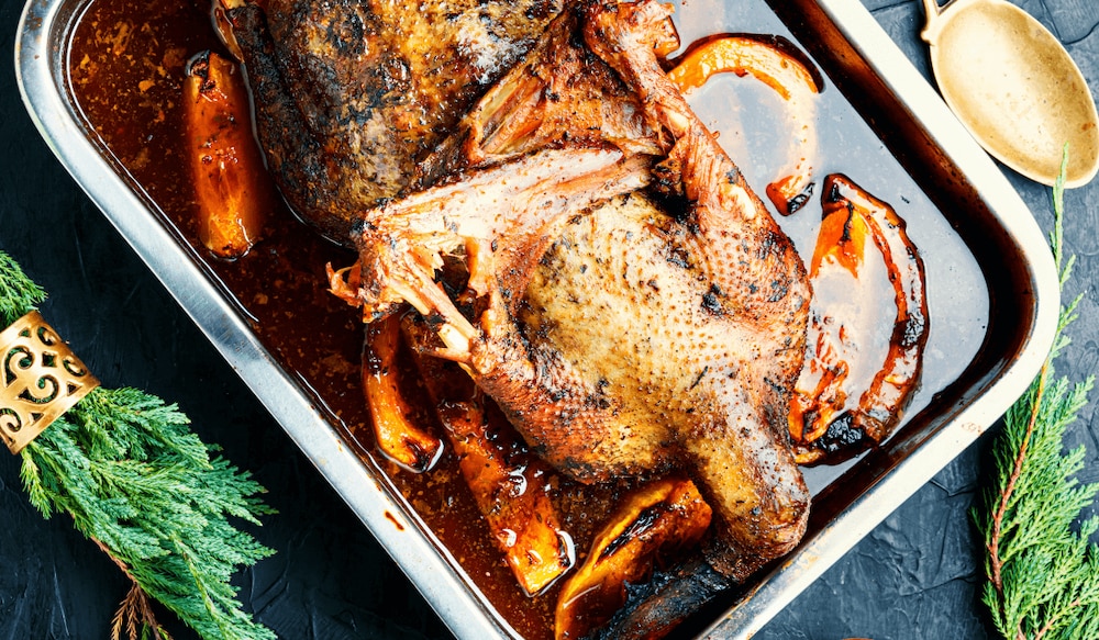Weihnachtsgans in Ofenform mit Rosmarin