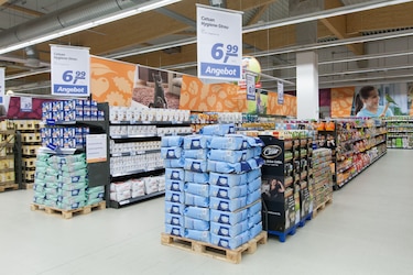 Real: Neues Logo soll das Image der Supermarktkette modernisieren