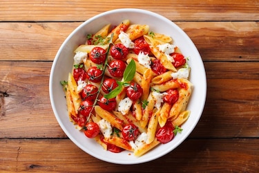 Rezept: Penne mit Tomaten und Mozzarella