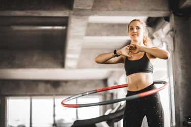 Wo kann man Hula-Hoop-Reifen kaufen? Infos zu Powerhoop, Swingfit, Hoopomania und Co.