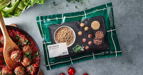 VÄRLDSKLOK: Bei IKEA kannst du jetzt auch veganes Hack kaufen