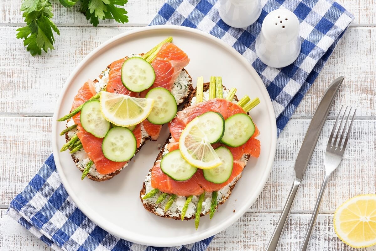 Rezept Spargel-Lachs-Sandwich