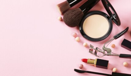 Die Sommer Make-Up Trends 2021 - Die schönsten Ideen für Augen, Lippen und Wangen