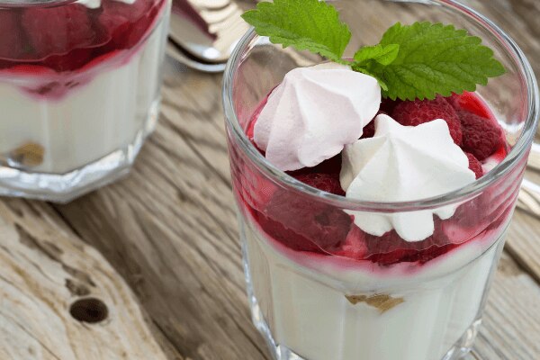Himbeer Baiser