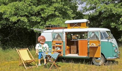 Gewinne einen VW T1 Camping Bus mit PLAYMOBIL und EDEKA