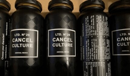 true fruits schwarze Flasche Cancel Culture Asocial Media