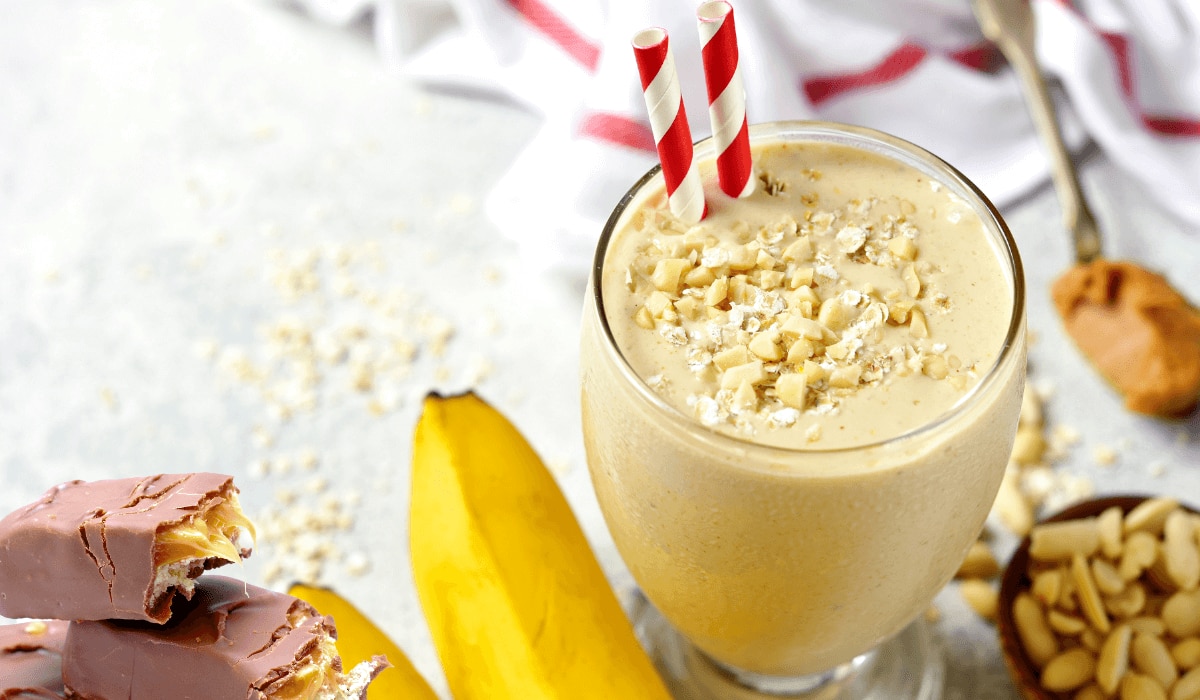 Snickers-Smoothie - Das Rezept für den Bananen-Erdnuss-Drink