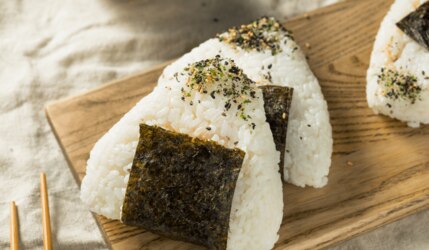 Schnelles Rezept für köstliche Onigiri!