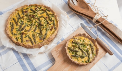 Einfaches Rezept für eine Spargelquiche