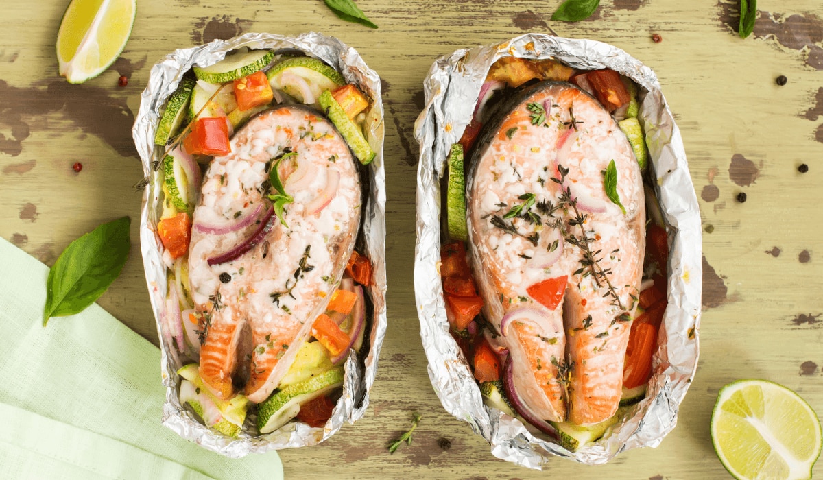 Lachs-Gemüse-Pakete vom Grill: Unser Rezept