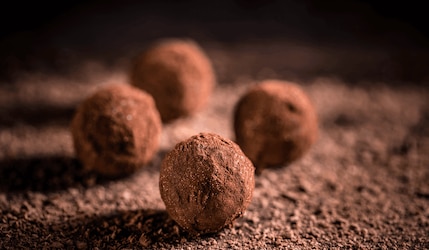 Einfaches Rezept für Erdnuss-Schoko Energy Balls