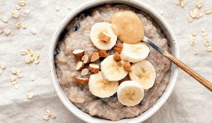Vegan Fitness Rezept: Vanille-Protein-Porridge zum Nachmachen!