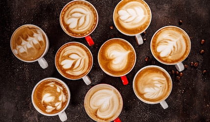 Latte Art für Anfänger: Tipps, Tricks & Anleitung