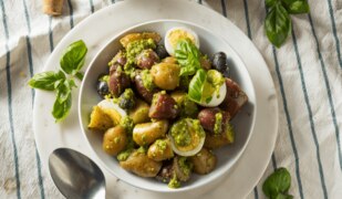 Rezept für mediterranen Kartoffelsalat mit Pesto 