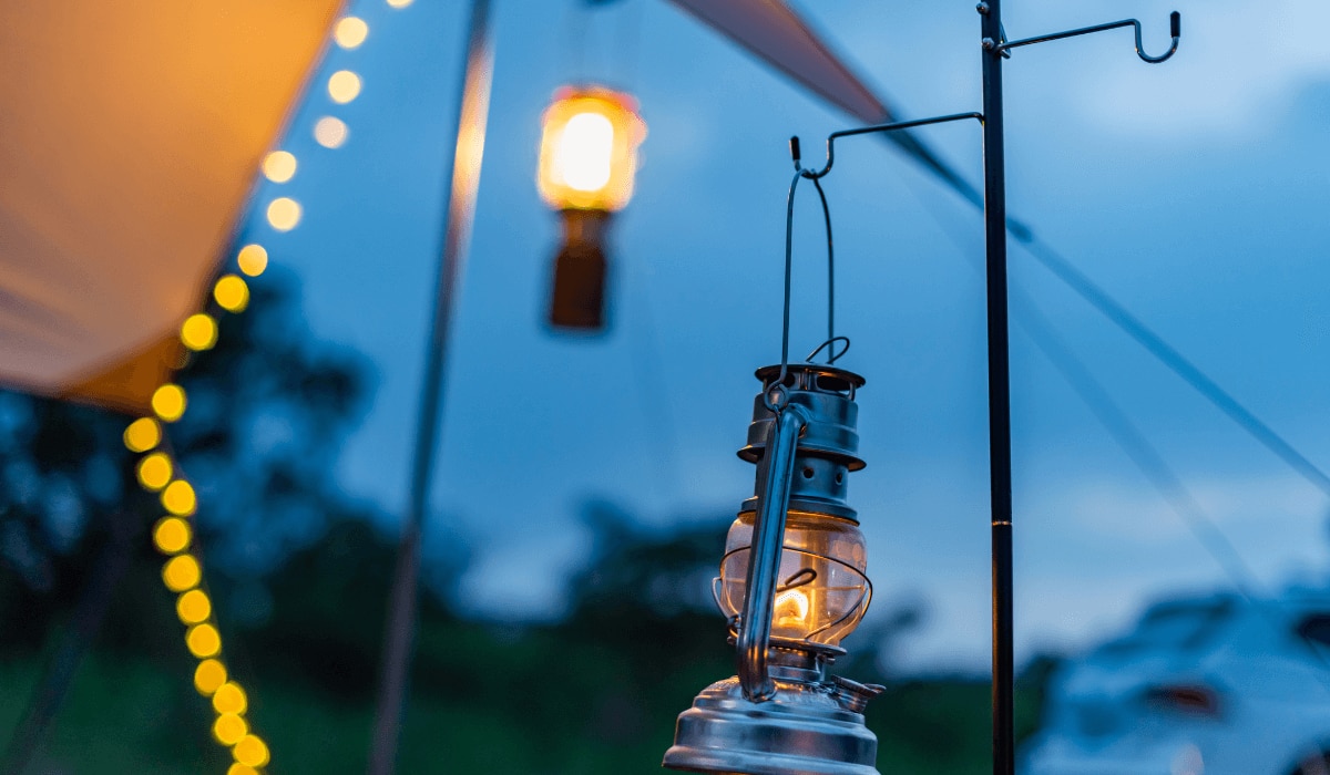 leuchtenden Outdoor-Lampen und Laternen