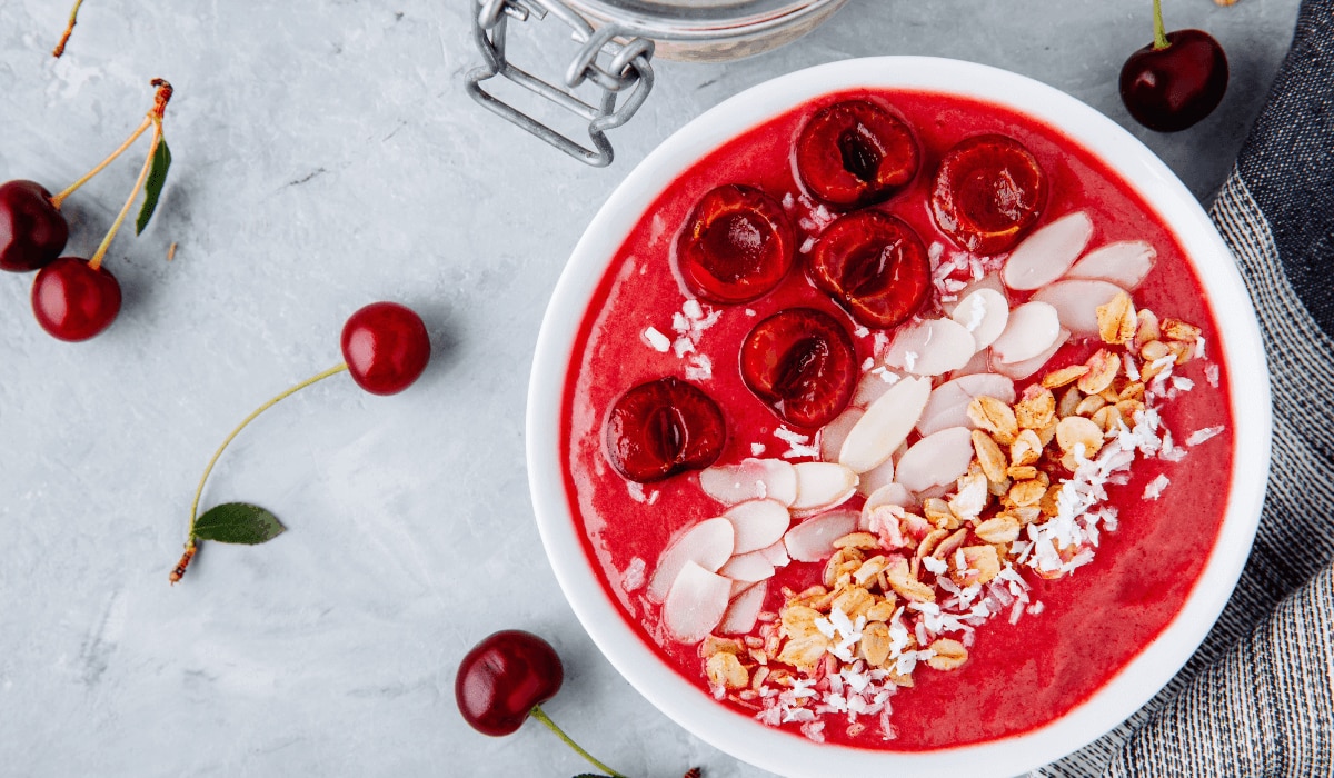 Cherry smoothie bowl