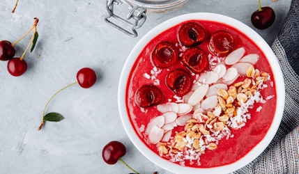 Cherry Berry Smoothie Bowl: Unser schnelles Rezept